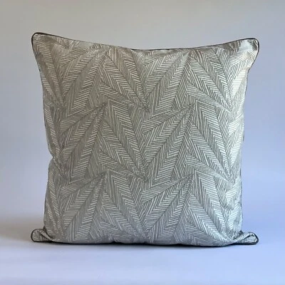 Designer fabric Curve Throw Pillow Cover  22 x 22 NWT - Image 1 of 4