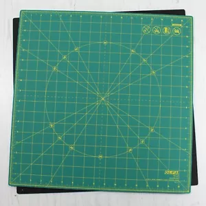 OLFA Rotating Cutting Mat Green Rotary Self Healing 17” Craft Mat - Picture 1 of 5