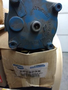 HALDEX 281923X - Remanufactured Bendix DV-2 Automatic Drain Valve - Picture 1 of 1
