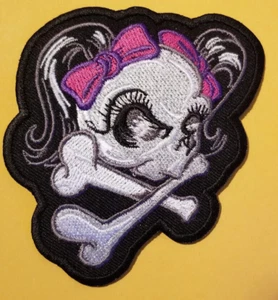 gekreuzte Knochen Sugar Skull bestickt Patch ca. 3x3,5" - Bild 1 von 2