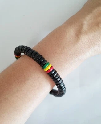 Pulsera Brazalete Reggae Rasta Elastizada Cuentas de Coco Madera Unisex Negro Rojo Foto 1 de 4