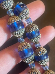 COLLAR CON CUENTAS DE VIDRIO BOLA CHECA AZUL FLOR FLORAL TONO PLATA ORO ANTIGUO/DE COLECCIÓN - Imagen 1 de 12