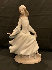 Lladro Cinderella EUC Lost Slipper Figurine mint Excellent Condition 4828