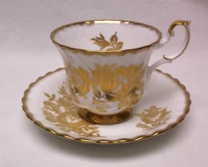 Royal Albert Golden Rose Cup and Saucer - Picture 1 of 3