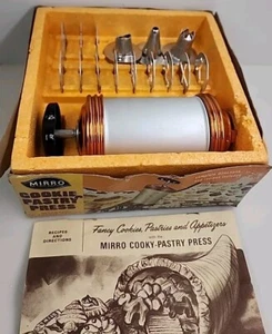 Mirro Cookie Pastry Press M-0358-22 COMPLETE w/ 12 discs & 3 Tips Spritz VINTAGE - Picture 1 of 8