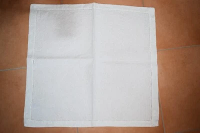 Zara Home 4 Platzdecken Goldgarn - Bild 1 von 4