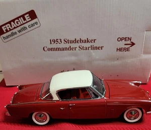 Danbury Mint 1953 Studebaker Commander Starliner 1:24 - Picture 1 of 7