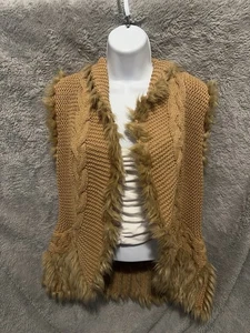 Lilly Pulitzer Torini Knit Vest Size XS Tan Metallic Faux Fur Boho Layer Open - Picture 1 of 9