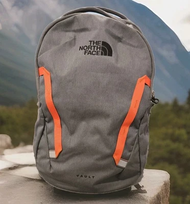 Mochila The North Face Vault Gris Oscuro/Naranja Borde 27L Laptop Bolsa para Libros Senderismo Foto 1 de 4