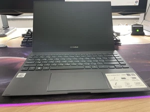 ASUS ZenBook Flip 13 UX363JA - 13.3 / FHD Touchscreen i5‑1035G4 16 G, 512 GB SSD - Bild 1 von 10