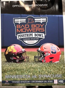 PINSTRIPE BOWL PROGRAM SYRACUSE ORANGE MINNESOTA GOPHERS 2022 FOOTBALL YANKEES - Picture 1 of 2
