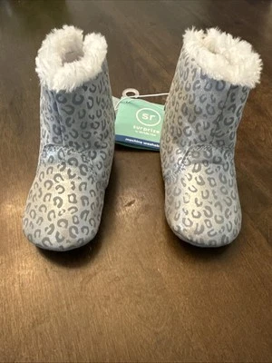 Surprise By Stride Rite Baby Girl Booties Silver Winter Leopard Print Sz 12-18M - Image 1 of 4