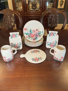 Mason Blossom de Mason Craft and Tabletops ilimitado - 11 piezas de gres - Imagen 1 de 7