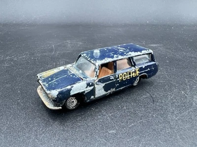 Coche de policía Majorette Peugeot 404 azul Francia áspero estado astillado muy raro Foto 1 de 4