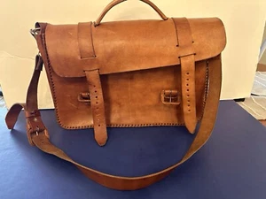 Maletín/mensajero/cartera/bolso bandolera vintage de cuero tostado con pespuntes - Imagen 1 de 10