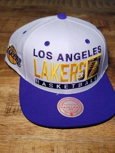 Los Angeles Lakers Mitchell & Ness SnapBack Adjustable Hat - Picture 1 of 7