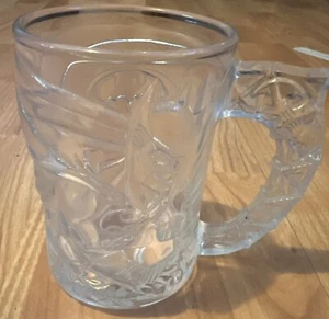 "Batman Forever" 1995 McDonald's Collectors Embossed 3D Batman Glass Mug 2051 - Picture 1 of 10