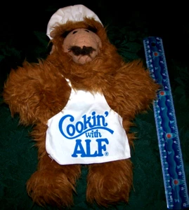Cute Furry Cooking With Alf In Chef's Hat And Apron - Picture 1 of 1