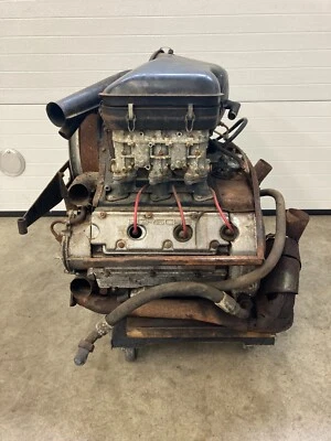 Raro Porsche 911 2.0 1965 motor fundido en arena árboles de levas Solex con Weber 40 IDA3C Foto 1 de 4