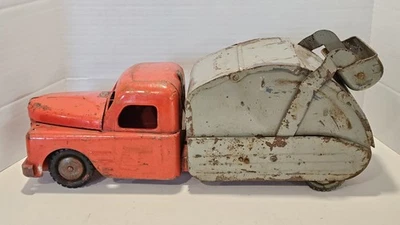 Vintage Structo City of Toyland No 7 Utility Garbage Truck - Image 1 of 4