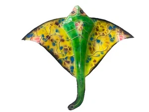 24” METAL STING RAY COLORFUL ART NAUTICAL PATIO HOME DECOR WALL HANGING - Picture 1 of 2