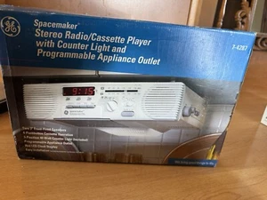 Vintage 1990s GE Spacemaker Stereo Radio Cassette Player Under Kitchen Cabinet - Bild 1 von 10