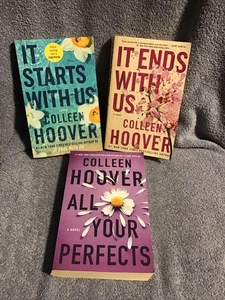 Colleen Hoover Lot STARTS WITH US Ends With Us ALL YOUR PERFECTS Lot 3 - Imagen 1 de 8
