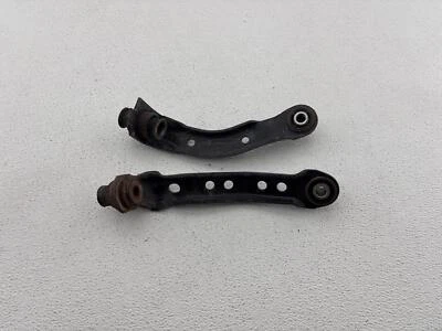 Brazos de control superiores delanteros izquierdo derecho Nissan Sentra 2013-2019 OEM Foto 1 de 4