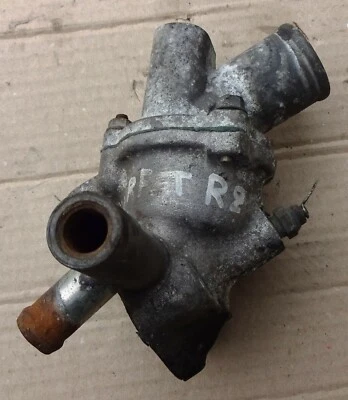 MAZDA RF-T 2,Occ R2 2,2cc 8 气门散热房二手    — 第 1/4 张图片