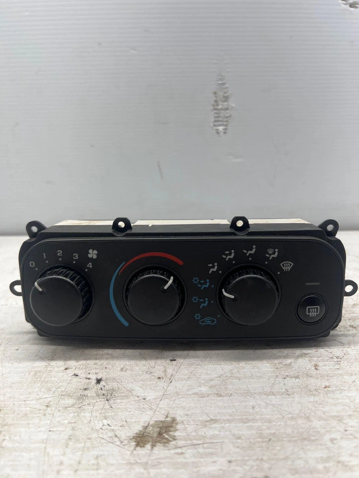 Dodge Stratus 2001-2006 calefacción control de aire acondicionado Foto 1 de 1