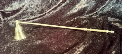 "Vela con bisagras tono plata en forma de campana, mango intrincado 11""" Foto 1 de 4