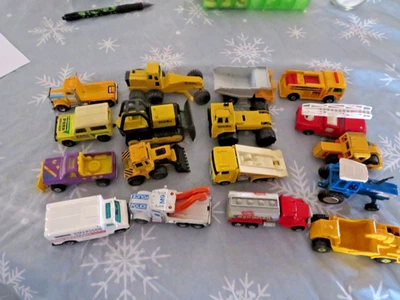 Lote De 17 Vehículos Mini Tonka Hot Wheels De Colección etc. (Construcción,,Utilidad) Foto 1 de 4