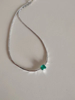 LUSSUOSO COLLIER CON SMERALDO E DIAMANTI NATURALI IN ORO BIANCO 18KT 750 - Immagine 1 di 4