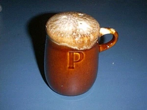 Vtg McCoy Brown Drip Glaze Pottery Stovetop Pepper "P" Shaker with Handle - Picture 1 of 3