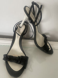 Nine West black Leather Oriental Style Slim Heeled Open To Sandals Uk 3
