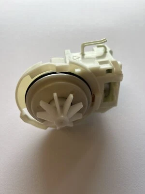 Pompa Di Scarico Lavastoviglie/Lavatrici Bosch, Siemens, Neff, Electrolux 165261 - Immagine 1 di 3