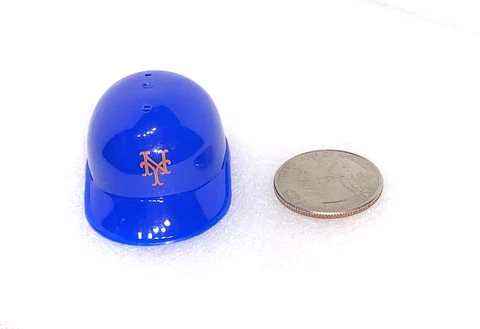 New York Mets Vintage 1980's Mini MLB Baseball Gumball Helmet New! Cover