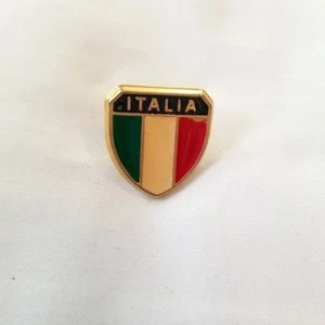 Vintage Italy Italia Flag Shield Pin - Picture 1 of 3
