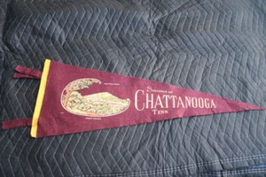 Banderín vintage de fieltro de lana de recuerdo de Tennessee CHATTANOOGA de la década de 1940 - Imagen 1 de 4