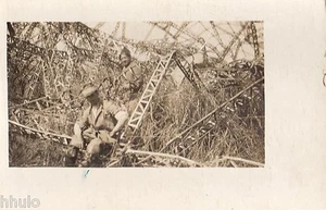 DA428 Carte Postale Photo vintage RPPC militaire structure métal métallique cons - Imagen 1 de 1