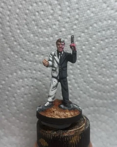25mm 28mm well painted DC Comics Two Face champions super hero Batman villain - Picture 1 of 2