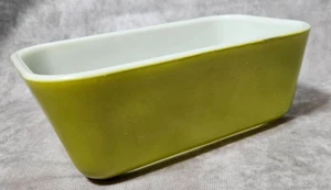 Vintage Pyrex 502 Avocado Green Refrigerator Dish No Lid Rectangle Shape - Picture 1 of 6