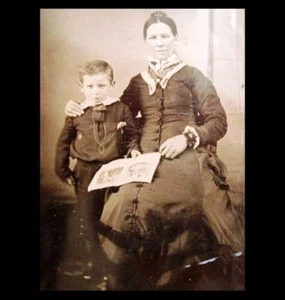 FOTO de Wyatt Earp & Mother Gunfighter Wild West Marshal Sheriff Tombstone, 1856 - Imagen 1 de 1