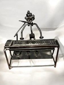 Metal Art Metal Sculpture Piano Man Metal Sculpture Metalwork Keyboard Player - Picture 1 of 6