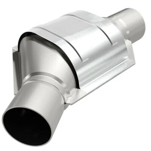 Magnaflow HM Grade Federal / EPA Compliant Universal Catalytic Converter - Picture 1 of 1