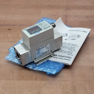 SMC PF2W720-F04-67 Digital Flow Switch, 2-16L/min, DC12-24V - NEW - Image 1 of 4