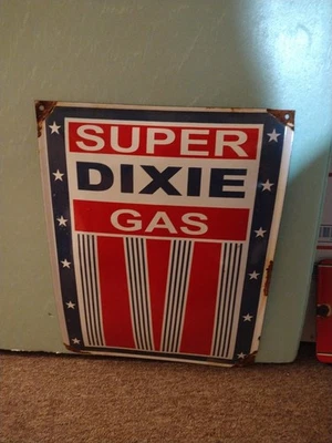 LARGE DIXIE GASOLINE PORCELAIN METAL GAS OIL ADVERTISING SIGN - Image 1 of 4