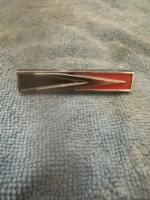 Dodge Charger 1968 panel trasero emblemas Mopar adorno trasero insignia moldura Foto 1 de 3