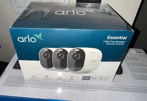 NEW Arlo Essential Spotlight Indoor Outdoor 1080p HD Wireless CameraVMC2330-100N - Picture 1 of 2