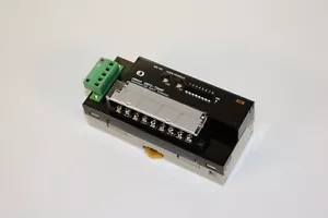 Omron DRT2-TS04P Temperature Input Module - Picture 1 of 3